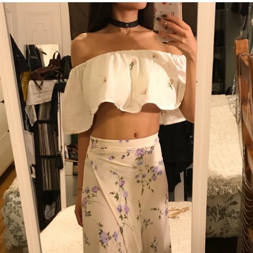 Zara off the shoulder top cotton embroidered vacation